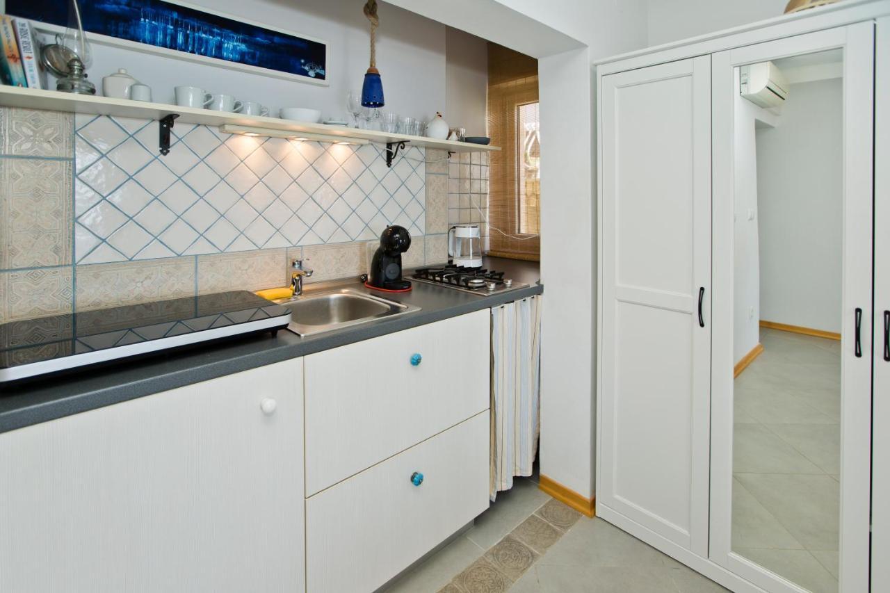 Rino Apartment Hvar Town Bagian luar foto