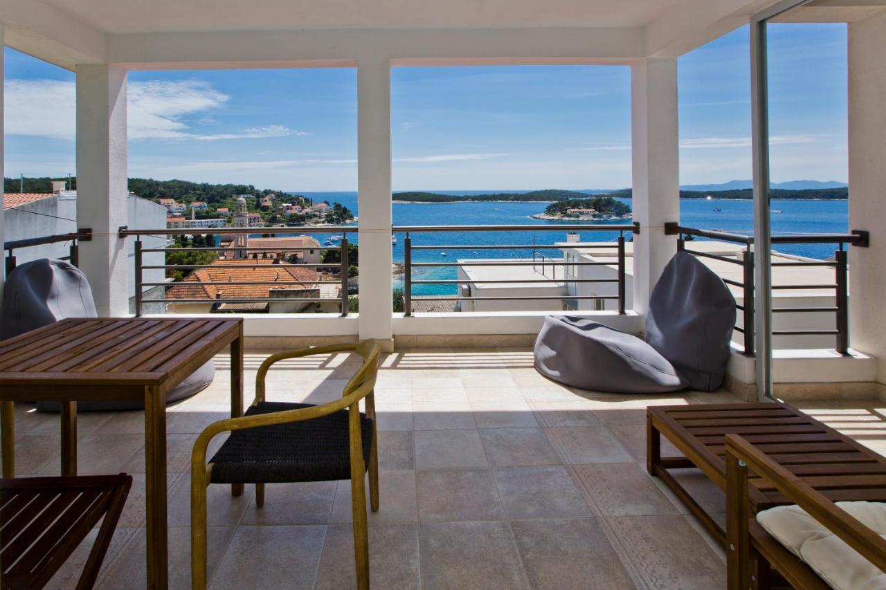 Rino Apartment Hvar Town Bagian luar foto