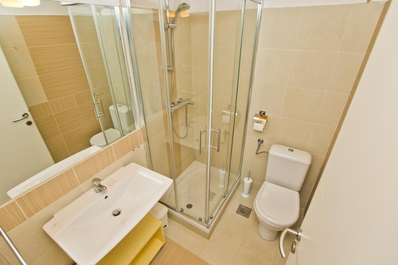 Rino Apartment Hvar Town Bagian luar foto